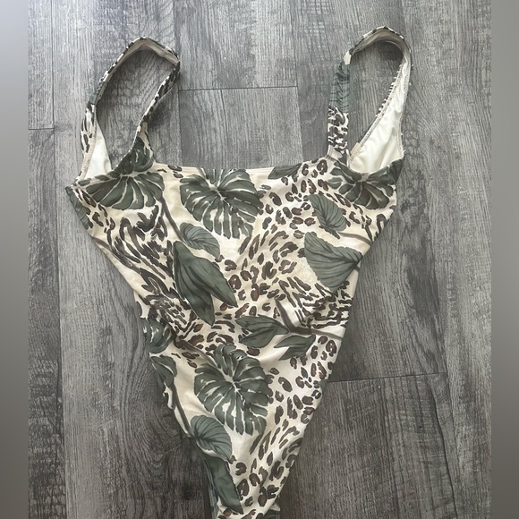 Other - Leaf and Leopard Print Swimsuit